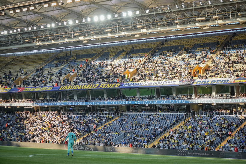 Ali Koç'un seçim kararı da fayda etmedi: Kadıköy'de protesto - Resim : 1