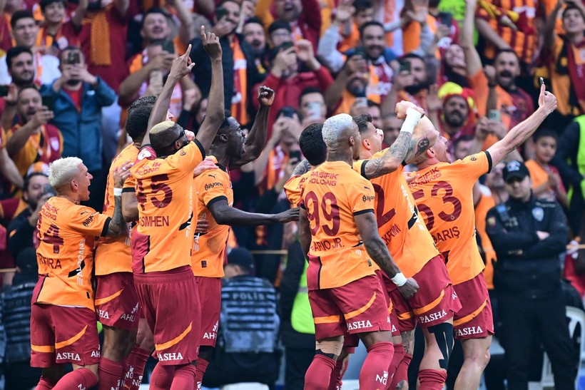 2024-25 sezonu Süper Lig şampiyonu Galatasaray! - Resim : 1