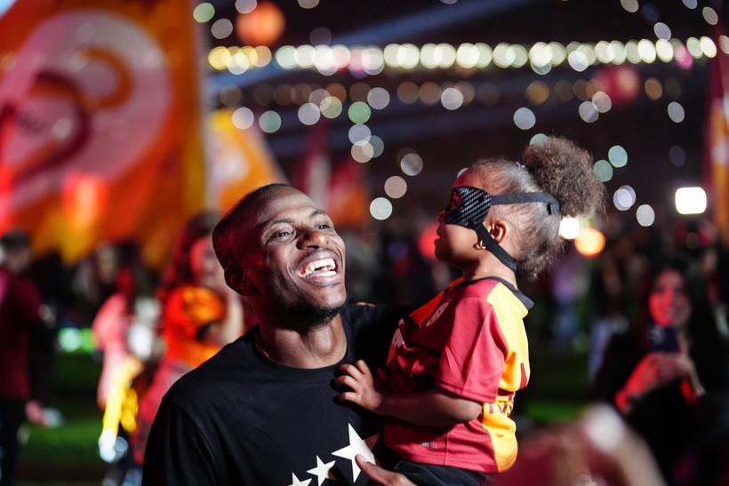 Galatasaray'ın şampiyonluk kutlamalarından özel görüntüler - Resim: 12