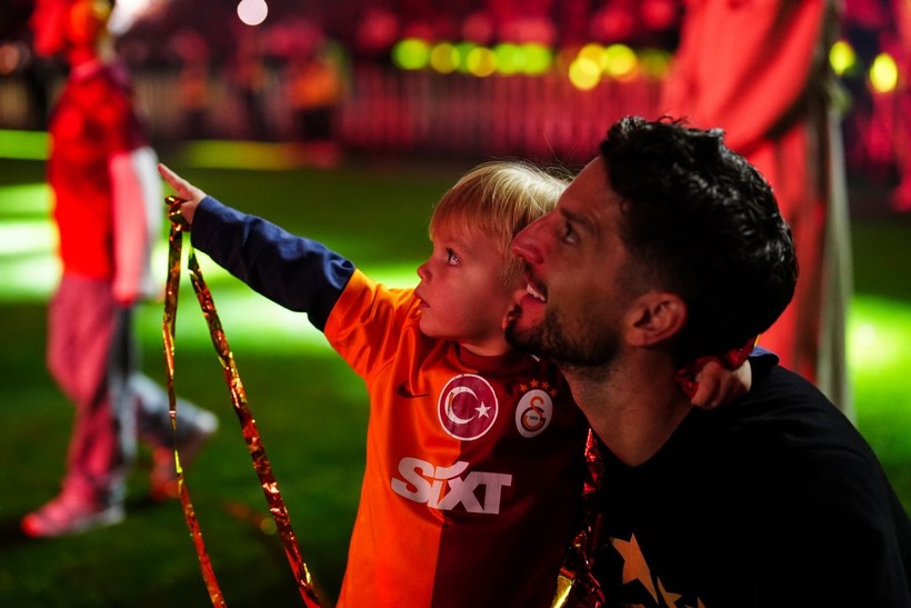 Galatasaray'ın şampiyonluk kutlamalarından özel görüntüler - Resim: 40