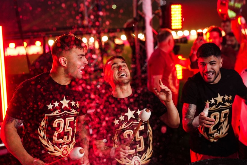 Galatasaray'ın şampiyonluk kutlamalarından özel görüntüler - Resim: 45