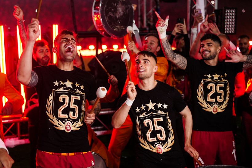 Galatasaray'ın şampiyonluk kutlamalarından özel görüntüler - Resim: 47