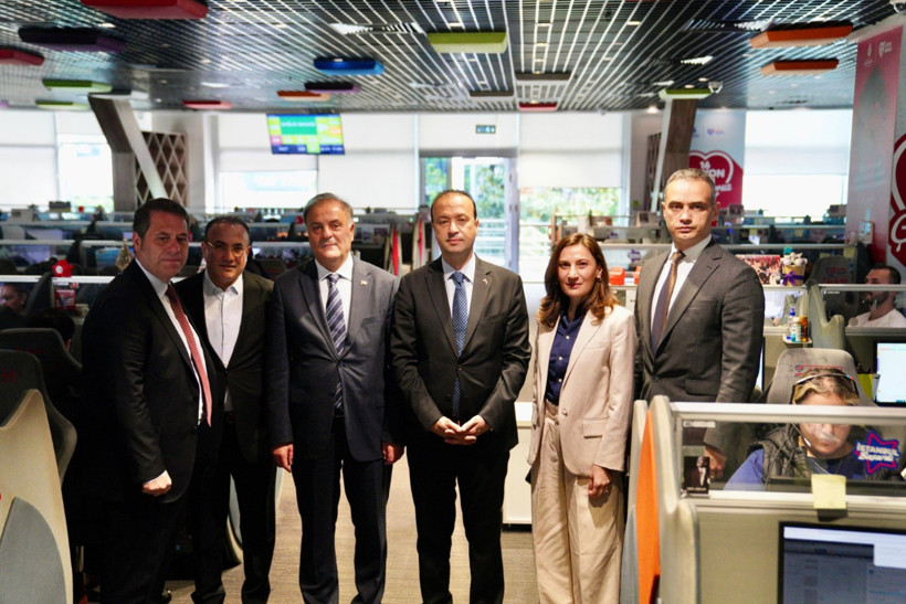 'Üçüncü dalga' sonrası dikkat çeken ziyaret - Resim : 1