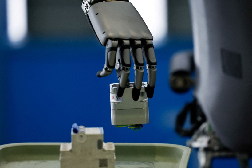 Çığır açacak 'insansı ev robotu': 10 parmağında 10 marifet - Resim: 6