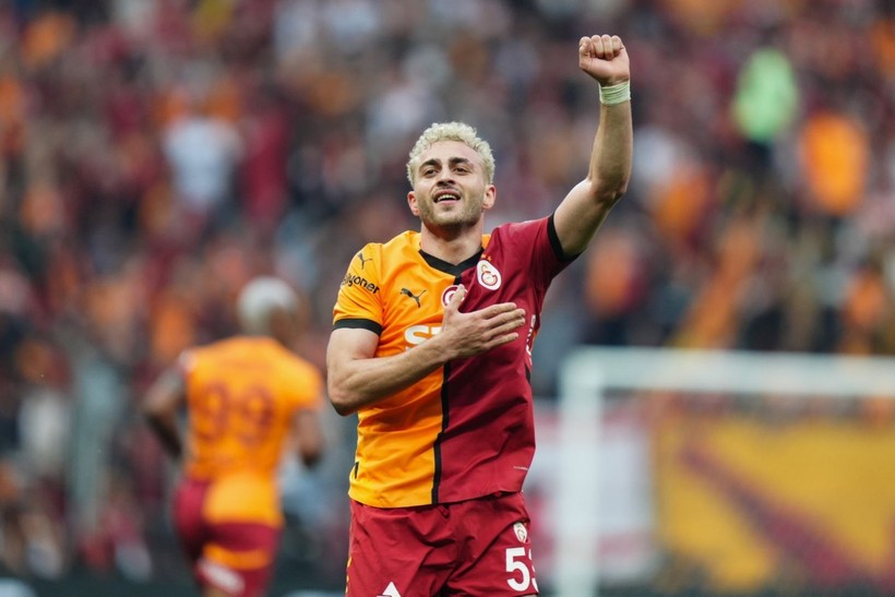 Galatasaray'ın transfer planı belli oldu: Omurgaya mini tedavi - Resim: 4