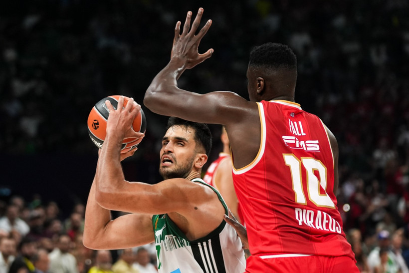 Euroleague üçüncüsü Olympiakos: Ergin Ataman yıkıldı - Resim : 1