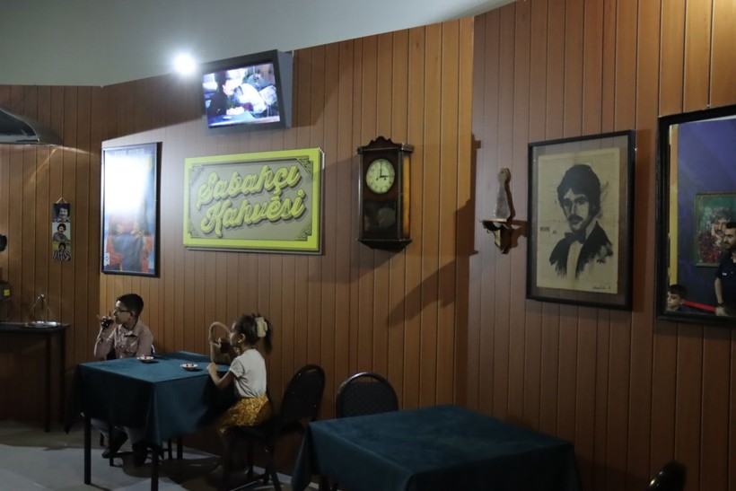 Ferdi Tayfur'un hayatı "Sabahçı Kahvesi" sergisinde anlatılıyor - Resim: 9