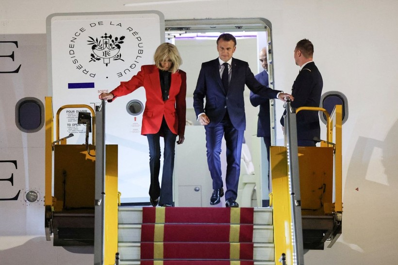 Uzmanı, Macron ve eşinin beden dilini yorumladı: Gerçekten kavga mı ettiler? - Resim: 7