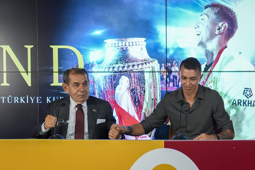 Muslera, Galatasaray'a gözyaşlarıyla veda etti: "Futbolu bırakmayacağım" - Resim : 2