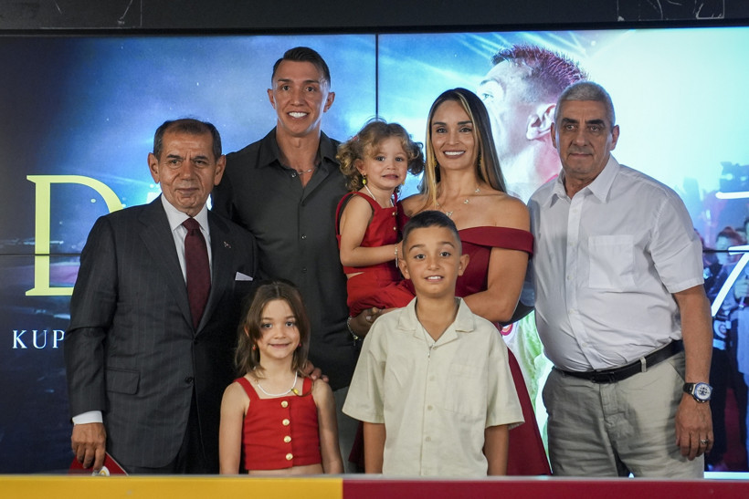 Muslera, Galatasaray'a gözyaşlarıyla veda etti: "Futbolu bırakmayacağım" - Resim : 1