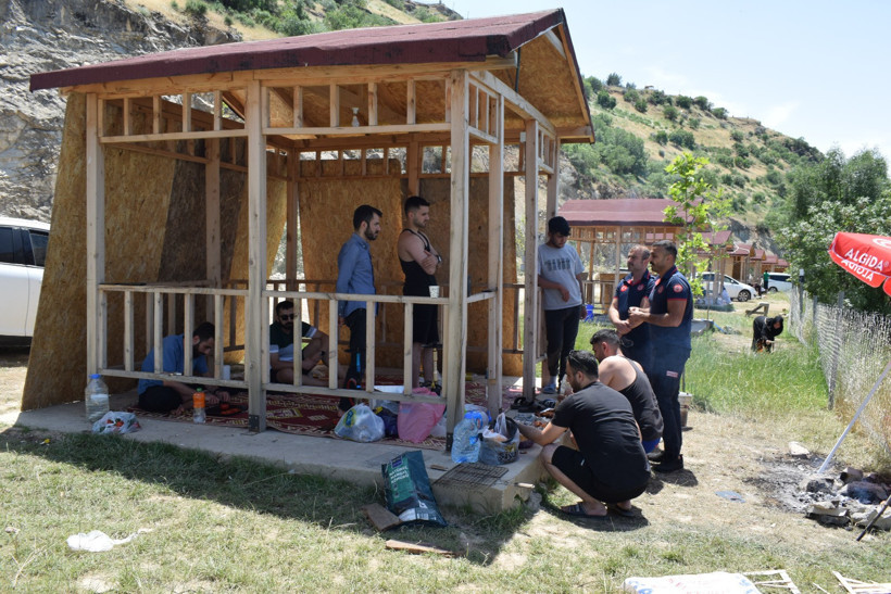 Geçen yıl 10 kişi boğulmuştu: Bir adımınız bataklık olabilir - Resim : 1