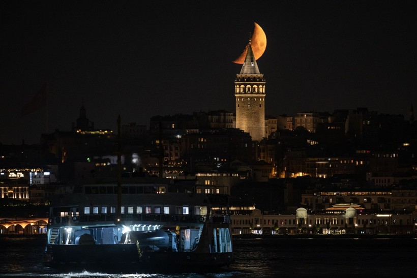 Ay İstanbul’a yine çok yakıştı - Resim: 6