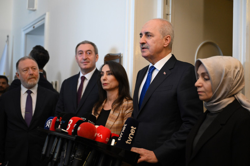 Kurtulmuş, DEM Parti'ye gitti: Meclis kapanmadan komisyonun yapısı belirlenecek - Resim : 1