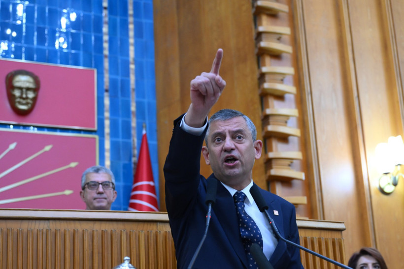 Özgür Özel, 'bir belediye hariç' diyerek açıkladı: 45 milyon dağıttılar - Resim : 2