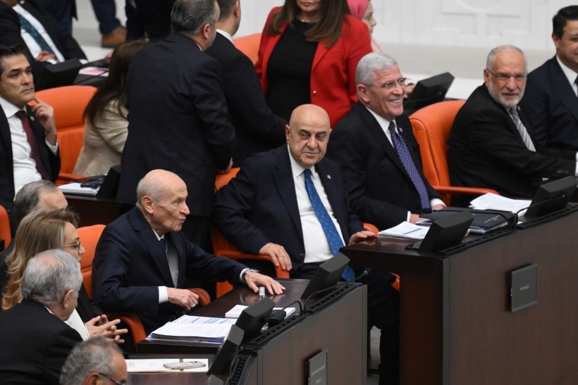 MHP lideri Bahçeli, TBMM Başkanı seçimlerinde oy kullandı - Resim: 22