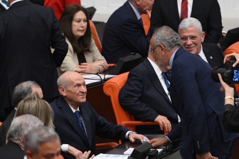 MHP lideri Bahçeli, TBMM Başkanı seçimlerinde oy kullandı - Resim: 26