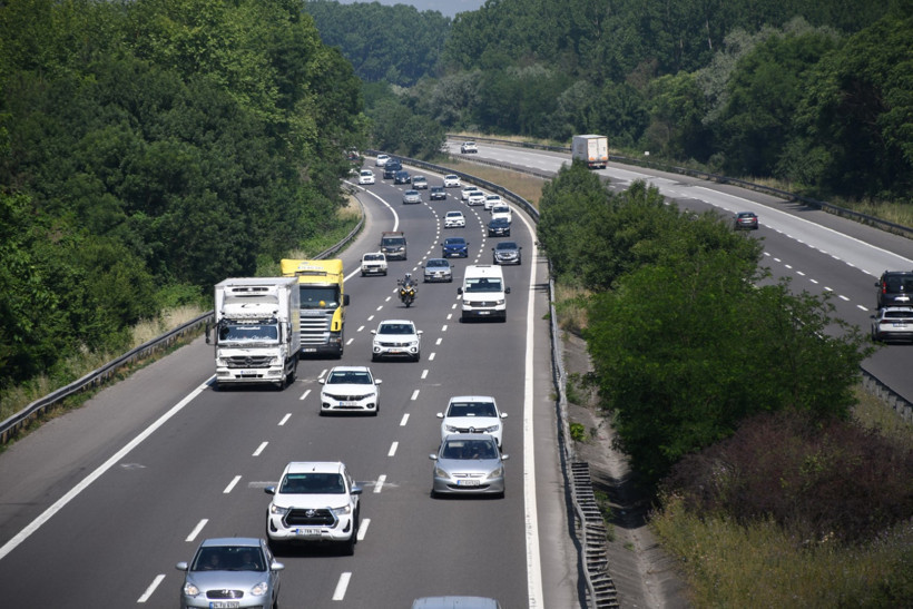 Tatilciler yola çıktı: İstanbul'dan kaçış başladı - Resim : 2