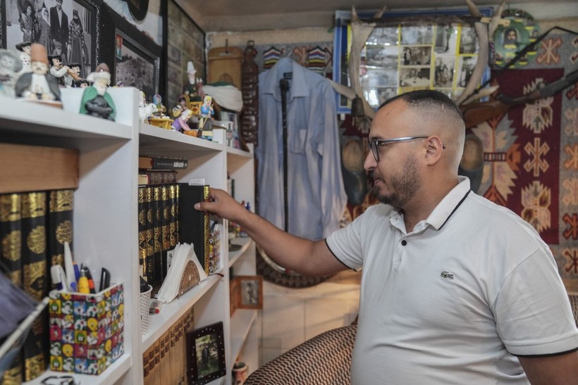 Çeyiz sandığıyla başlayan merak 220 parçalık antika koleksiyonuna dönüştü - Resim: 12