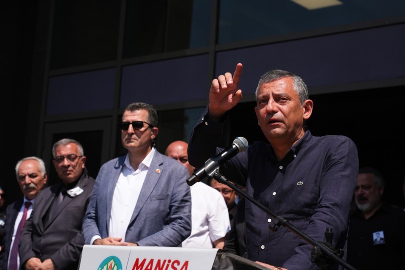 Ferdi Zeyrek'e veda: Gözyaşları sel oldu - Resim : 4