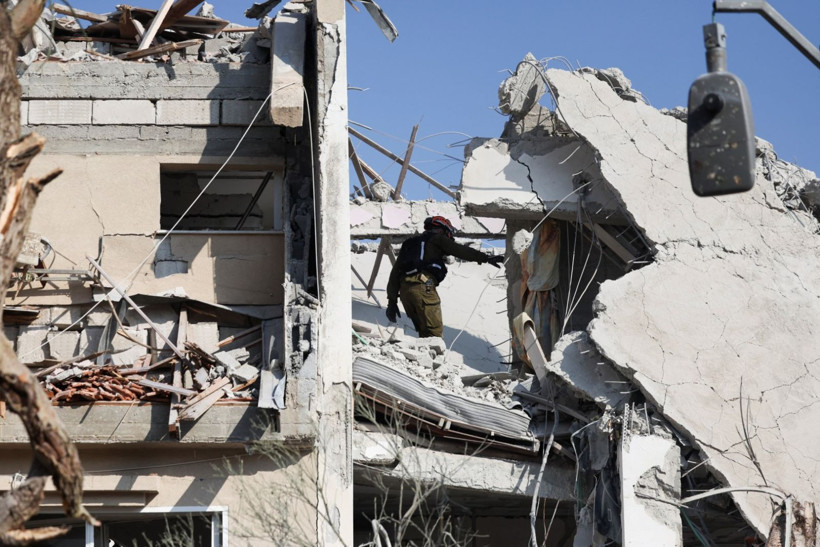 İran İsrail'i vurdu, hasar gün ağarınca ortaya çıktı - Resim: 11