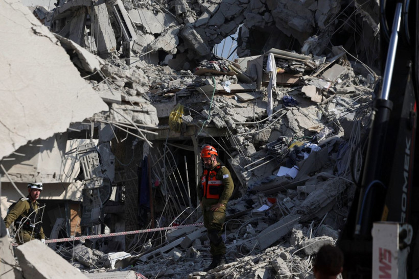 İran İsrail'i vurdu, hasar gün ağarınca ortaya çıktı - Resim: 15