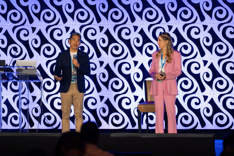 Doktor çift 10 yıl çalışıp 150'den fazla gayrimenkul aldı - Resim : 1