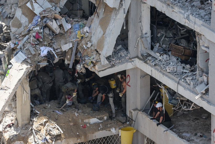 İsrail'de İran depremi - Resim: 13