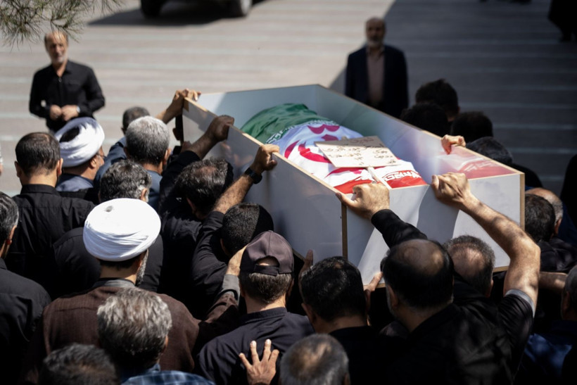Halka kapalı yas: İran'dan acı kareler - Resim: 1