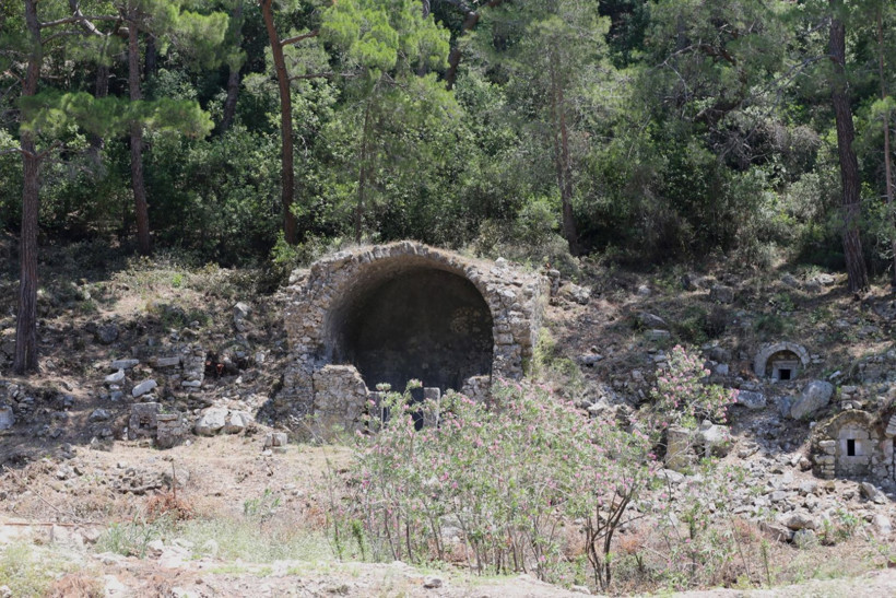 Olympos Antik Kent'te kaya mezarları gezi rotasına dahil edildi - Resim: 12