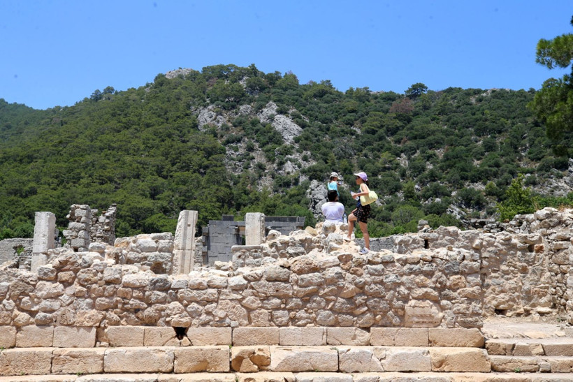 Olympos Antik Kent'te kaya mezarları gezi rotasına dahil edildi - Resim: 19