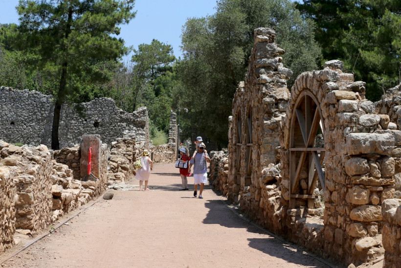 Olympos Antik Kent'te kaya mezarları gezi rotasına dahil edildi - Resim: 20