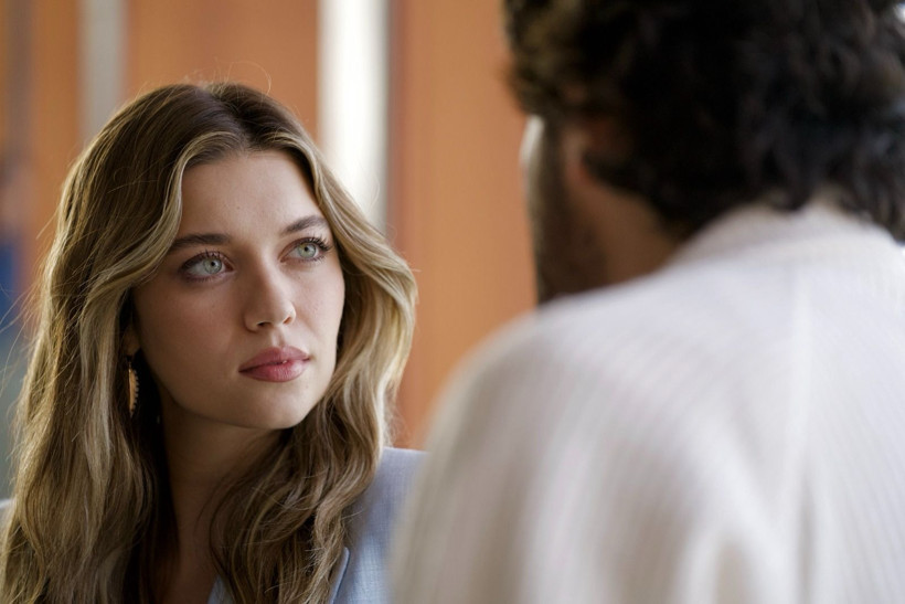 Engin Akyürek ve Afra Saraçoğlu İstanbul tanıtımı için çekilen dizinin başrolünde - Resim : 2