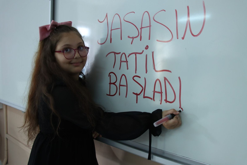 Öğrenciler tatile girdi... Okullar rengarenk - Resim: 1