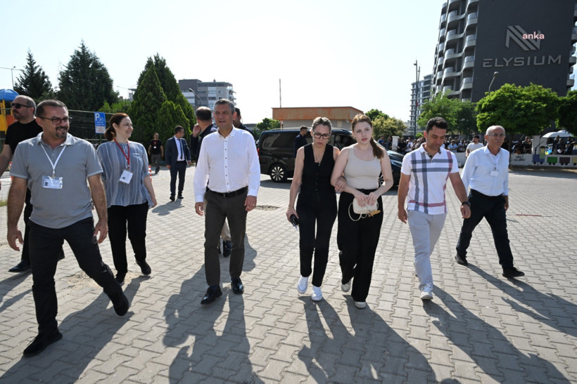 Özel, Zeyrek'in kızını sınav sabahı yalnız bırakmadı - Resim : 1