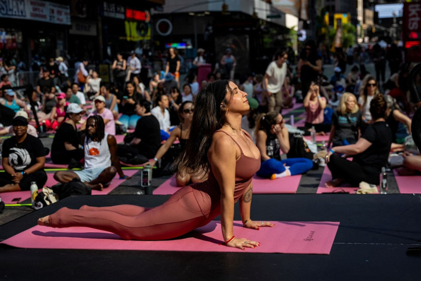 Modi'den yoga şov: Guinness rekoru denemesi - Resim: 4