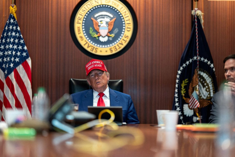 Trump, İran saldırısını böyle takip etti - Resim: 3