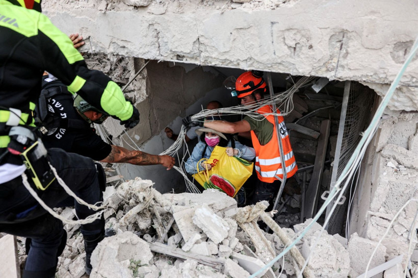 İran dünyaya böyle servis etti: İlk kez Hayber füzesi fırlattılar - Resim: 12