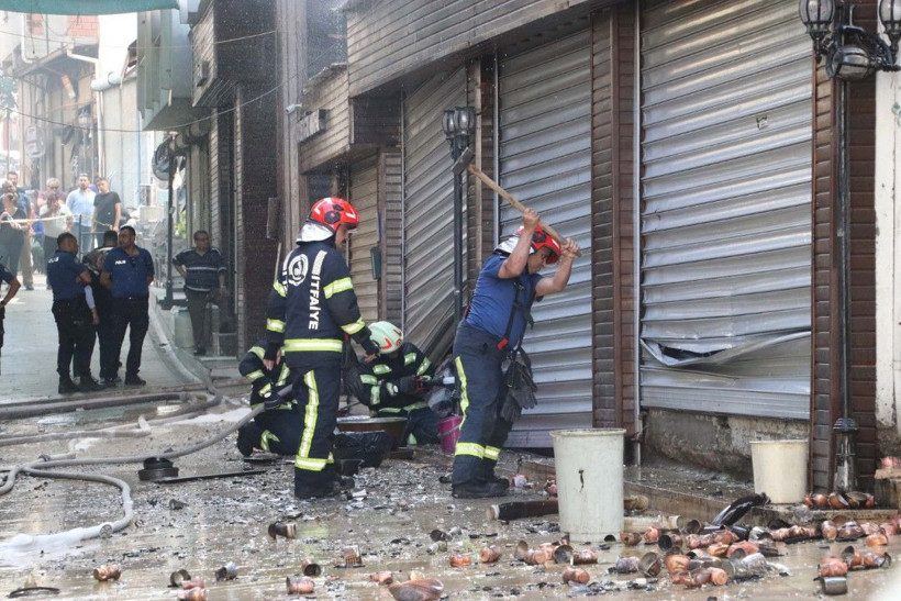Tarihi çarşıdaki yangında 9 iş yeri kül oldu - Resim: 9