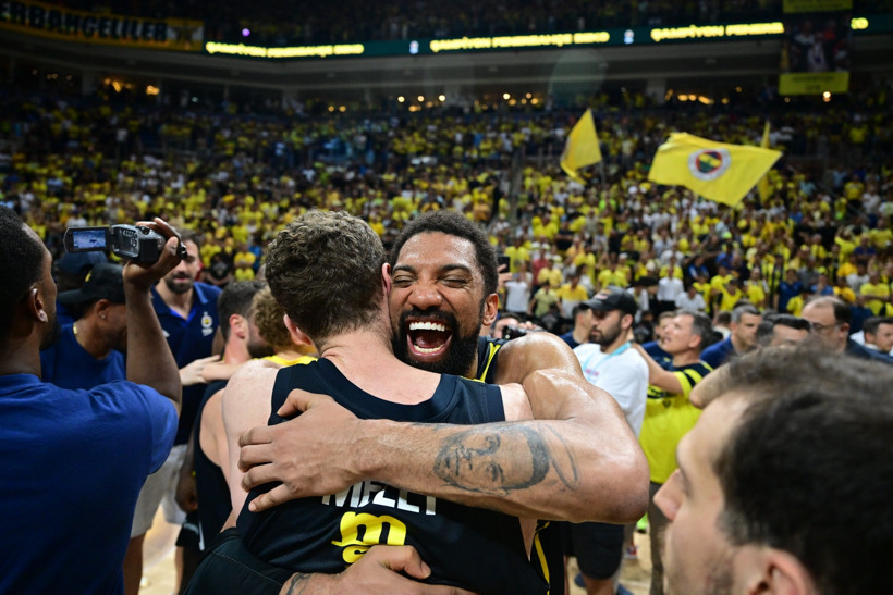 Şampiyon Fenerbahçe tarihinde ilki başardı: 10 yıldır kimse yapamamıştı! - Resim : 3