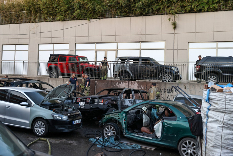 Park halindeki otomobiller küle döndü - Resim : 1