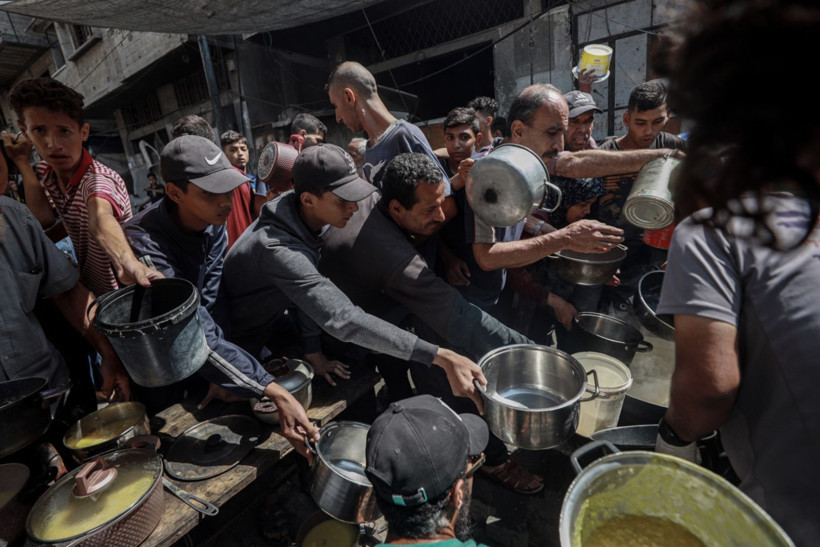 Gazze'de açlık kuyruğu - Resim: 26