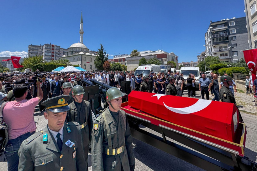Şehit Albay'a veda - Resim: 4