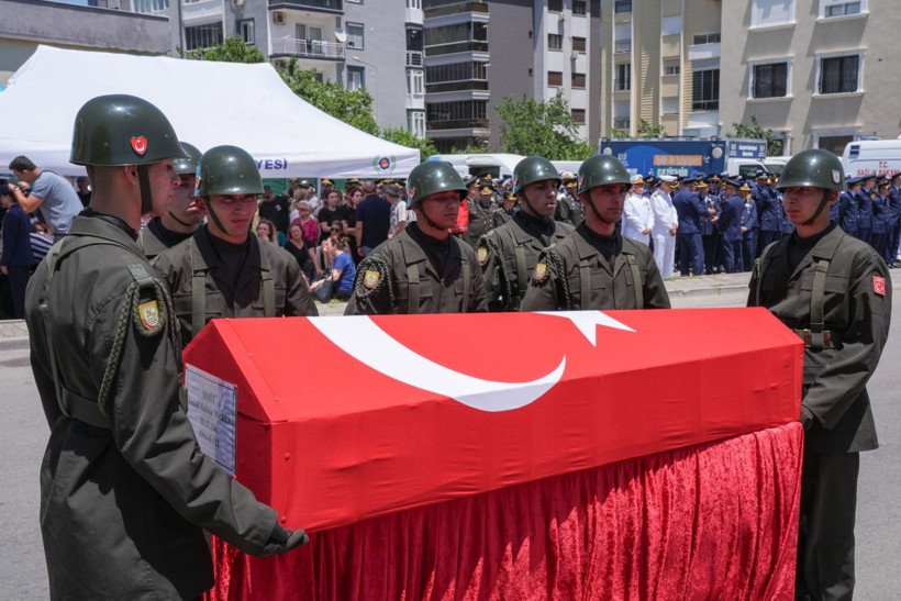 Şehit Albay'a veda - Resim: 5