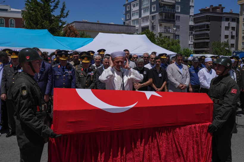 Şehit Albay'a veda - Resim: 8