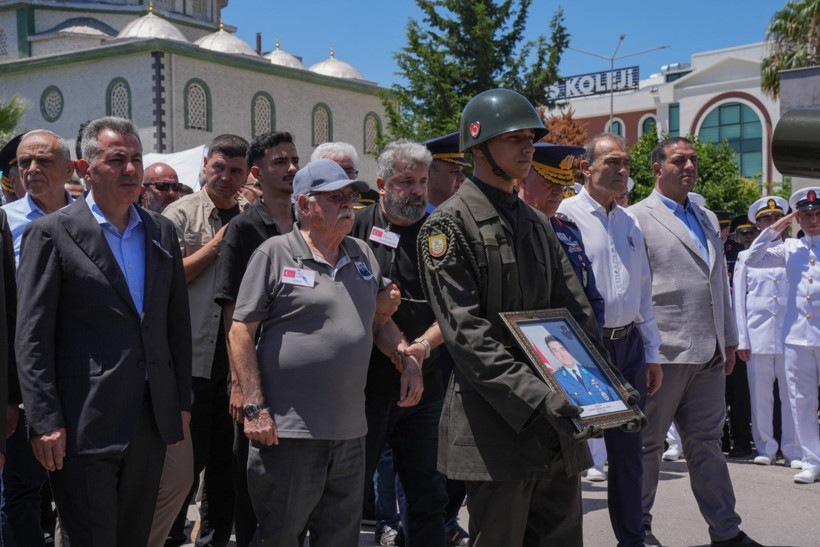 Şehit Albay'a veda - Resim: 10