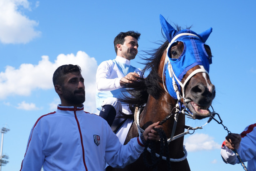 99. Gazi Koşusu'nda protestolar eşliğinde tarihi zafer - Resim : 2
