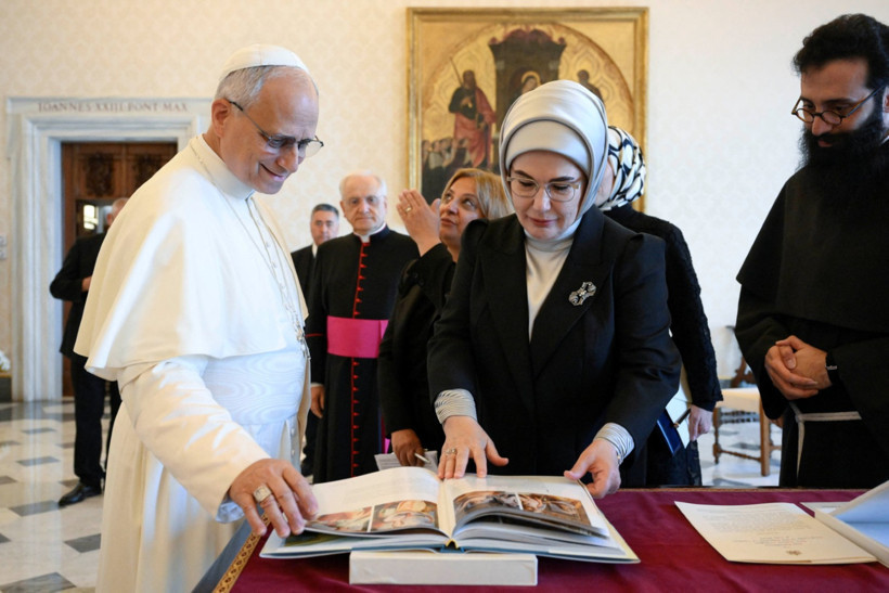Emine Erdoğan, Vatikan'da Papa ile görüştü - Resim : 1