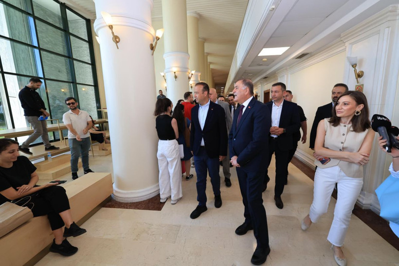 Bu da işsizlik yangını: 1780 kişi aranıyordu, 70 bin kişi başvurdu - Resim : 2