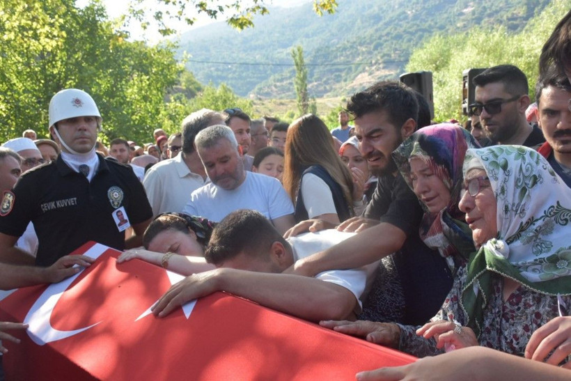 Orman işçisi Ragıp Şahin toprağa verildi - Resim: 4