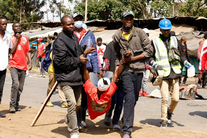 Kenya yangın yeri: Halk sokağa çıktı, kan döküldü - Resim : 1